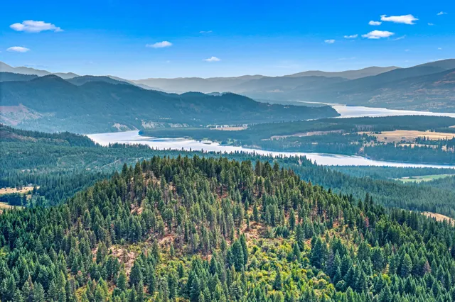 $575,000 | 1631 Bonanza Hill Road North, Unit Z, Evans, WA 99126