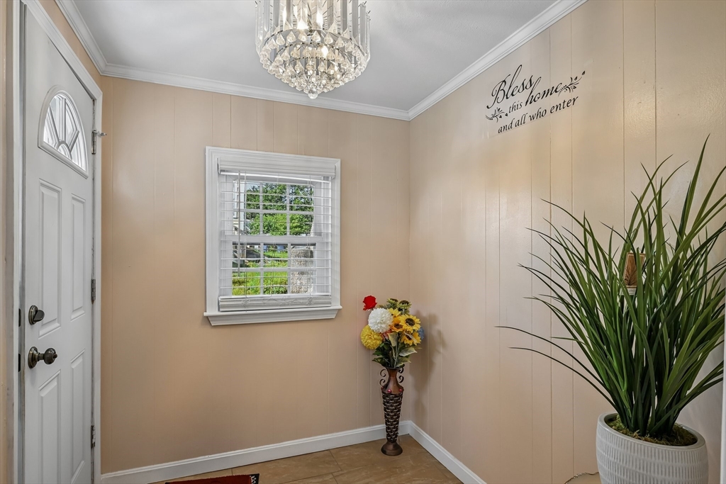 79 Russ Street Randolph, MA 02368 - Photo 4 of 37