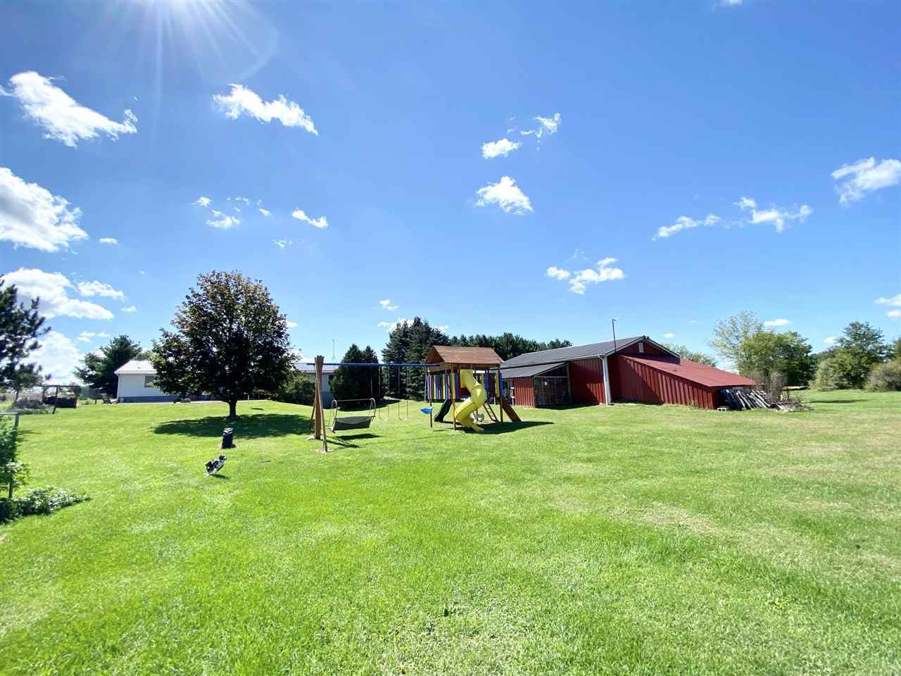 5555 East Pleasant Valley Road Shepherd, MI 48883 - Photo 41 of 51 1893022-40.JPG