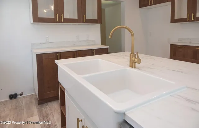 a close view of sink and tap