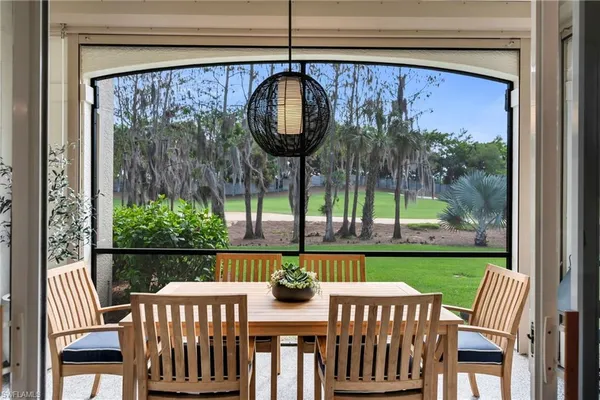 $1,350,000 | 2830 Tiburon Boulevard East, Unit 101, Naples, FL 34109