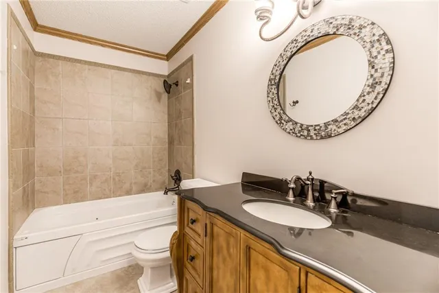 $385,000 | 7812 Caenen Street, Lenexa, KS 66216