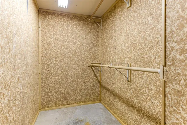 $385,000 | 7812 Caenen Street, Lenexa, KS 66216