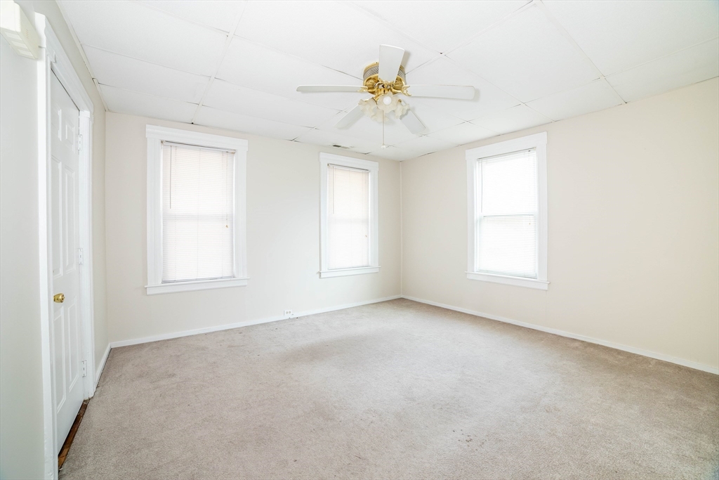 18 Gage Street, Unit 1 Worcester, MA 01605 - Photo 14 of 16