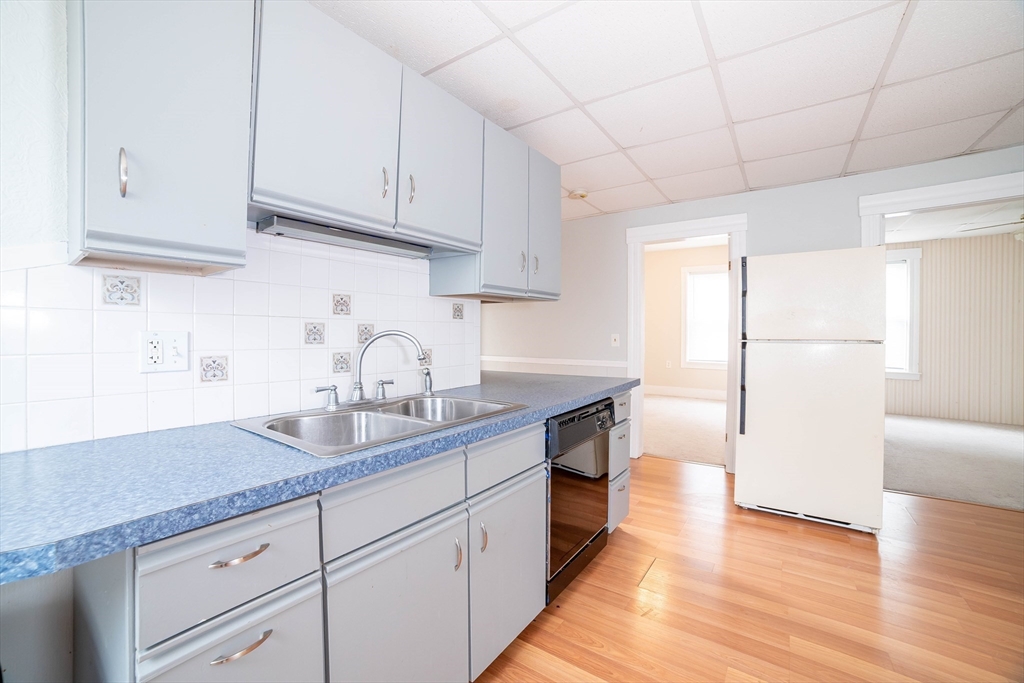 18 Gage Street, Unit 1 Worcester, MA 01605 - Photo 7 of 16