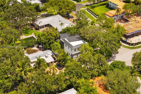 $4,150,000 | 3303 Halissee Street, Coconut Grove, FL 33133
