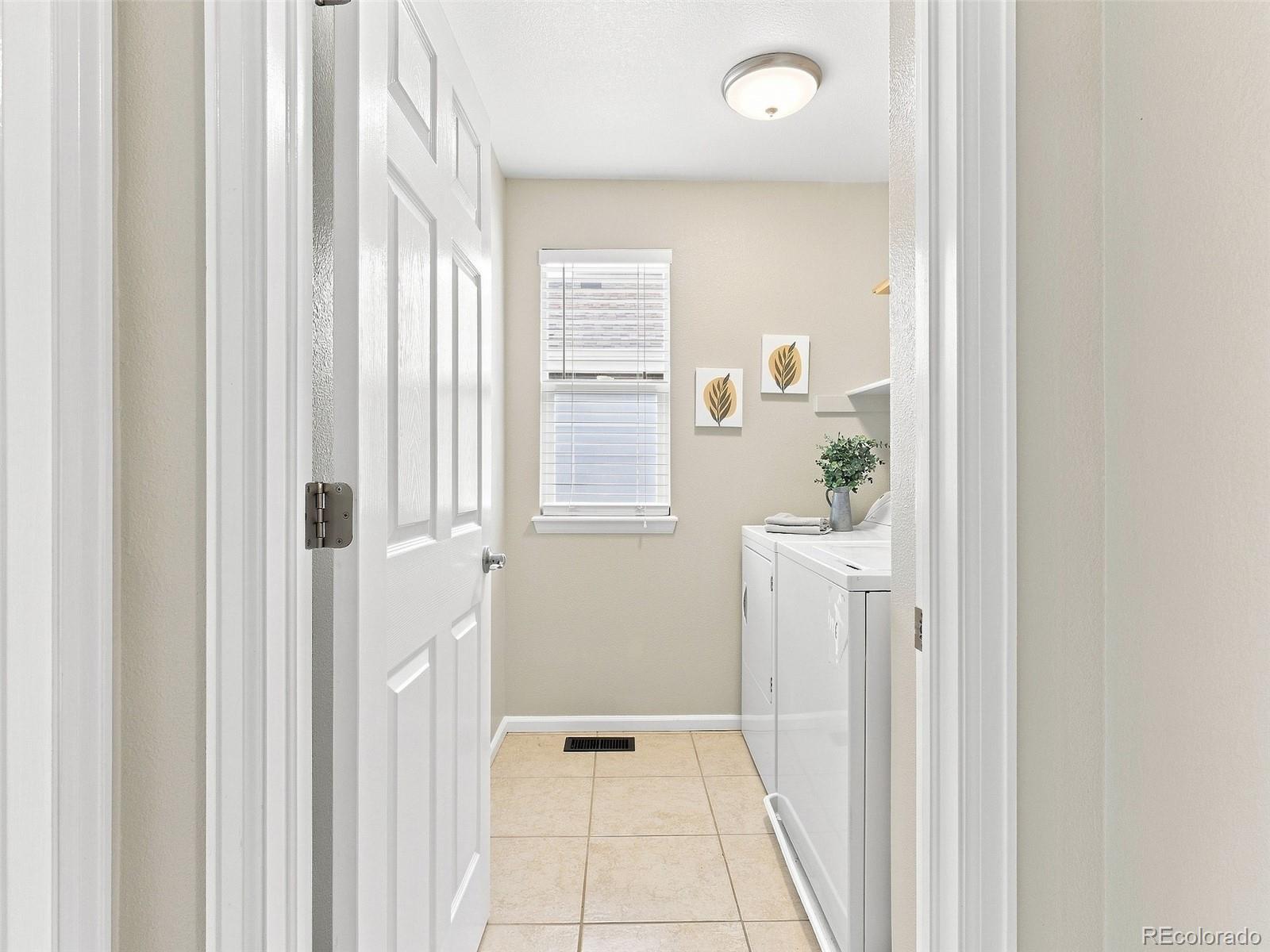 1193 Timbervale Trail Highlands Ranch, CO 80129 - Photo 25 of 27 Gallery Image 25