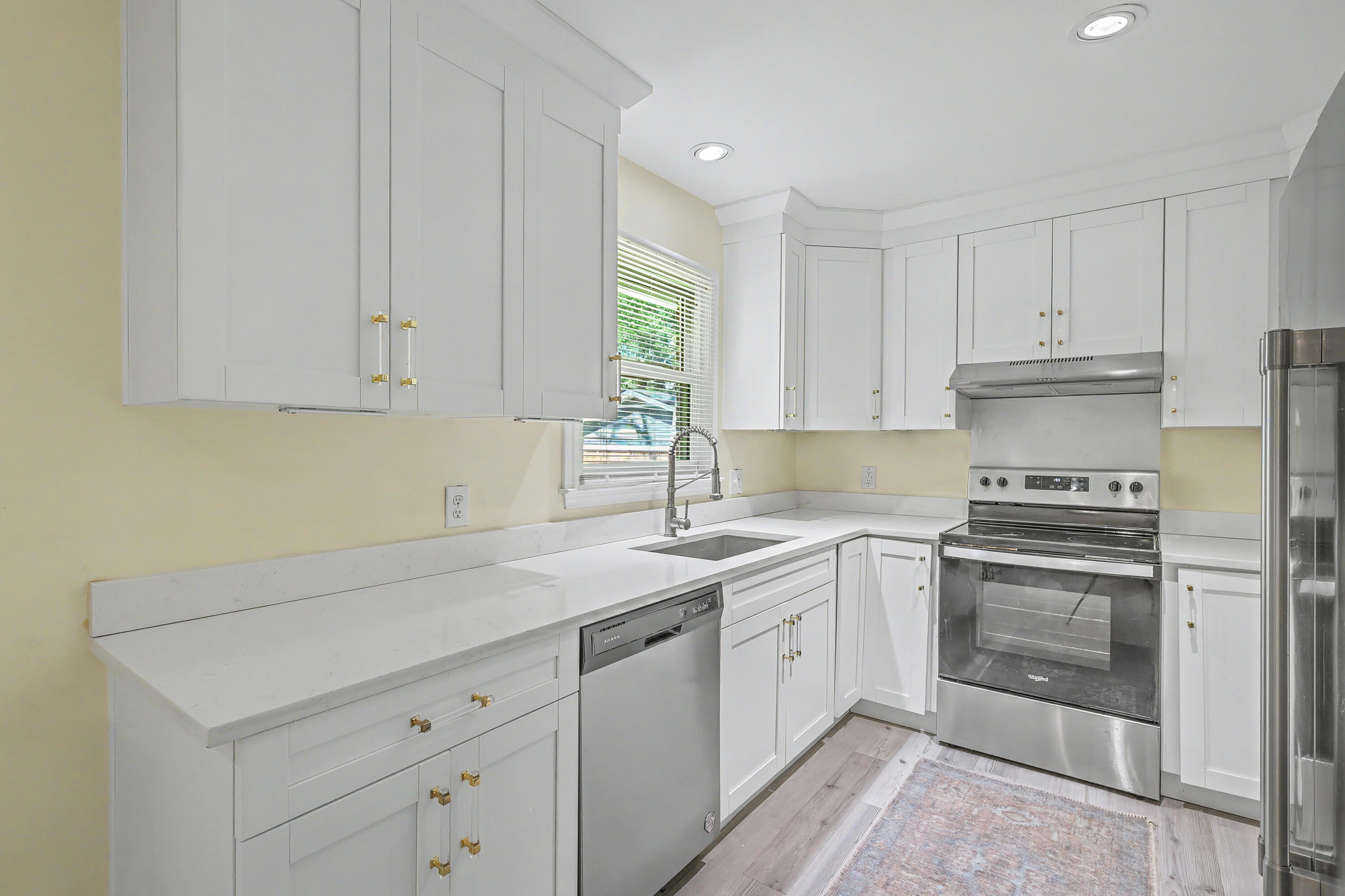 737 Canary Drive Charleston, SC 29414 - Photo 19 of 47 ZYN_2617_18_19_20_21_22_23