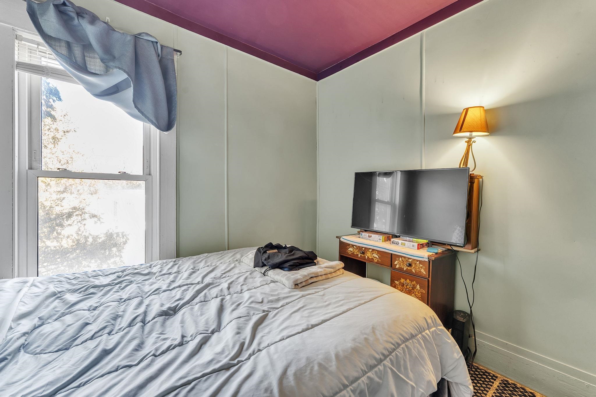 54 Maple Avenue Barre, VT 05641 - Photo 38 of 52