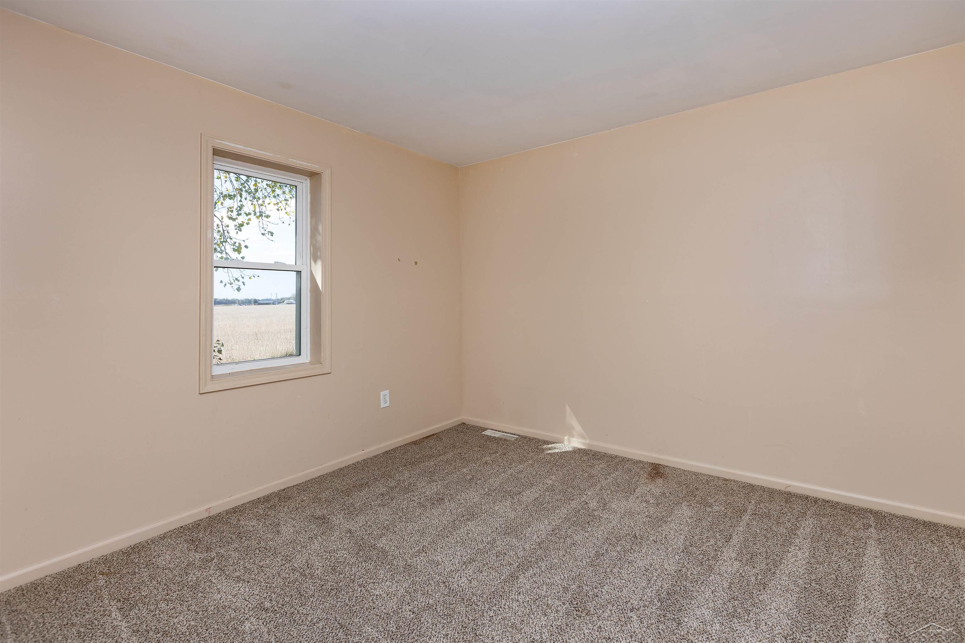 8770 Pierce Road Freeland, MI 48623 - Photo 16 of 25