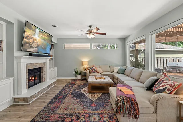 $619,000 | 31 Treescape Circle, The Woodlands, TX 77381