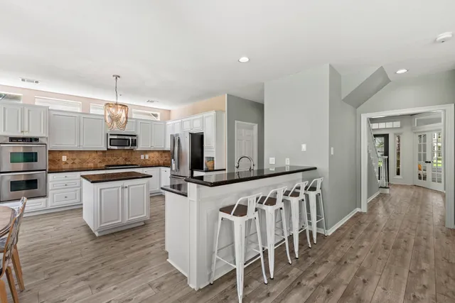 $619,000 | 31 Treescape Circle, The Woodlands, TX 77381