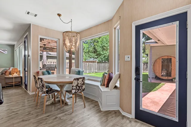 $619,000 | 31 Treescape Circle, The Woodlands, TX 77381