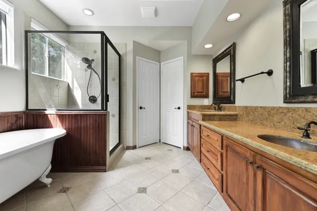 $619,000 | 31 Treescape Circle, The Woodlands, TX 77381