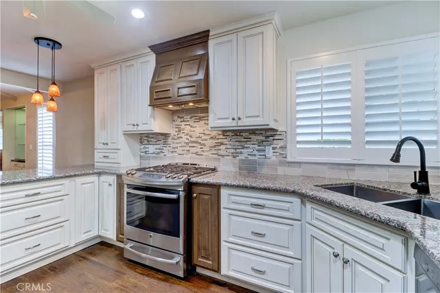 $439,700 | 2509 View Lake, Santa Ana, CA 92705