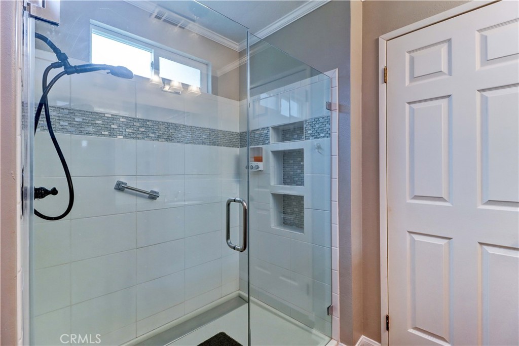 2509 View Lake Santa Ana, CA 92705 - Photo 35 of 74 Primary Shower