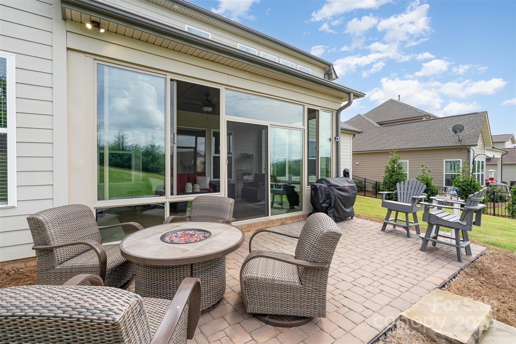 16841 Harbor View Road Charlotte, NC 28278 - Photo 31 of 46 Gallery Image 31