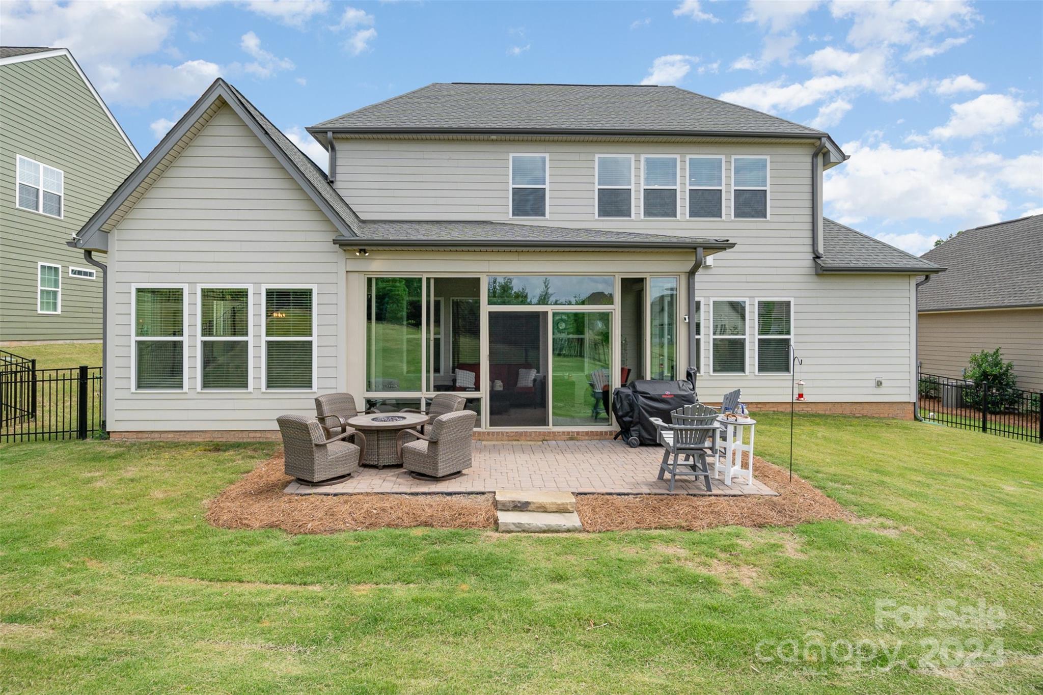 16841 Harbor View Road Charlotte, NC 28278 - Photo 32 of 46 Gallery Image 32