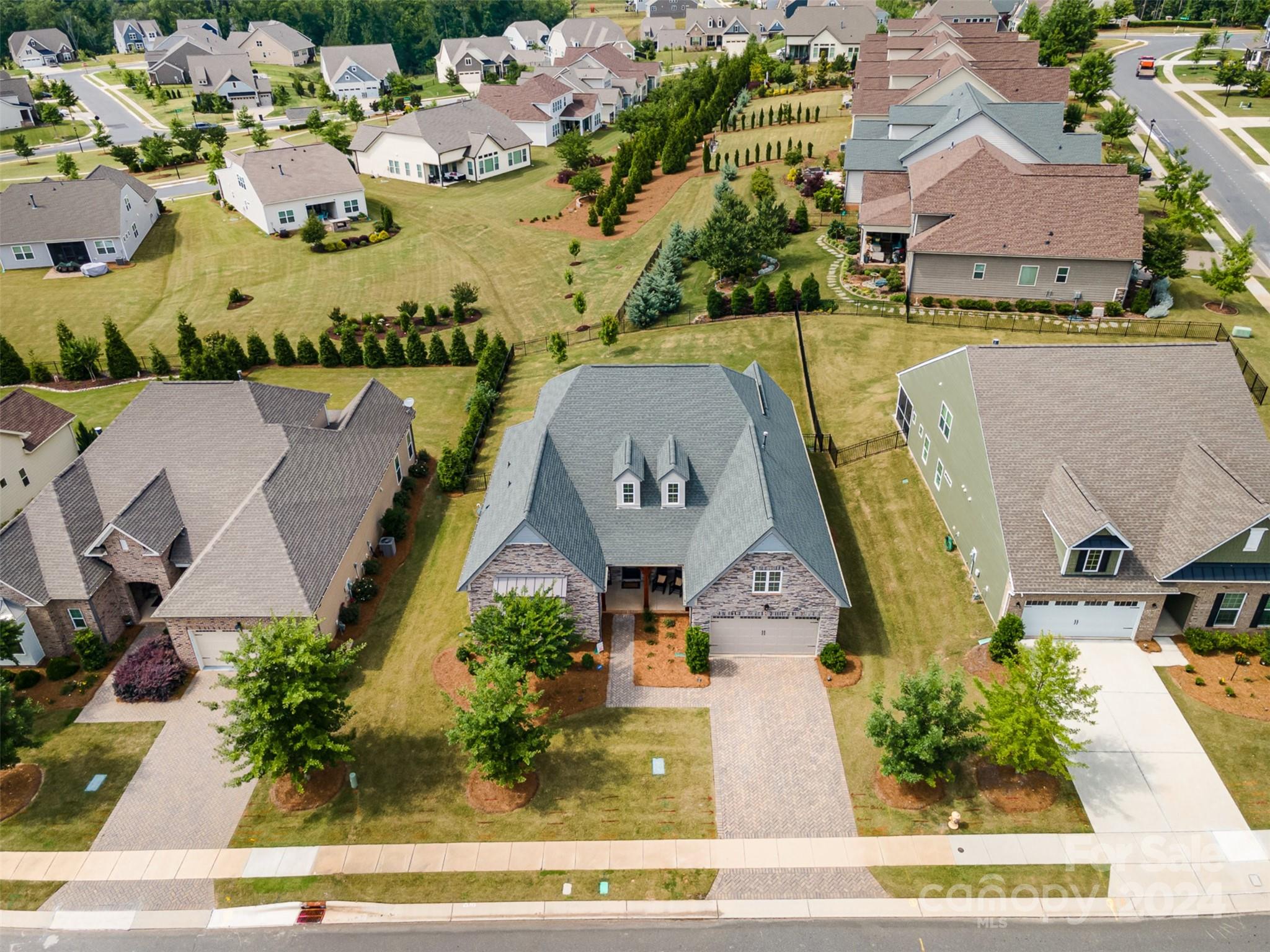 16841 Harbor View Road Charlotte, NC 28278 - Photo 37 of 46 Gallery Image 37