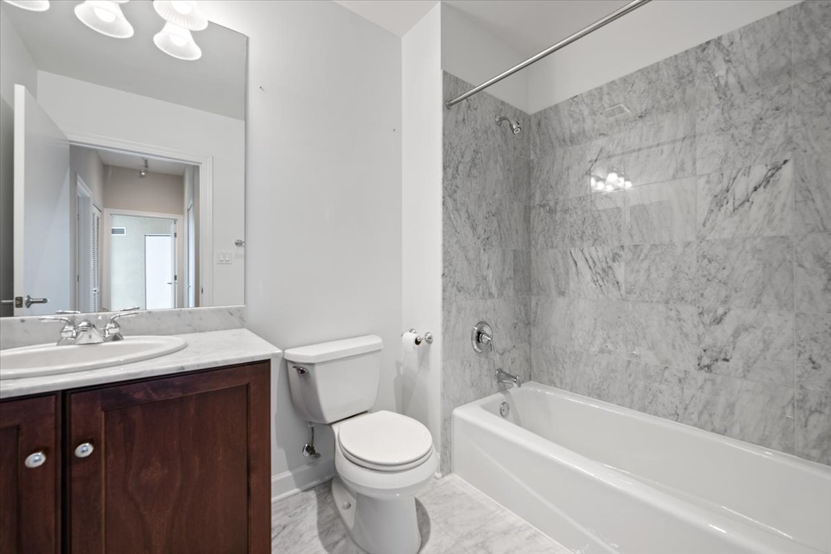 1201 South Prairie Avenue, Unit 1703 Chicago, IL 60605 - Photo 14 of 28