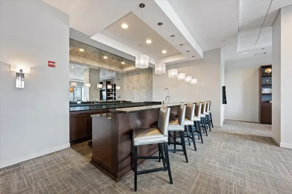 $1,050,000 | 1201 South Prairie Avenue, Unit 1703, Chicago, IL 60605