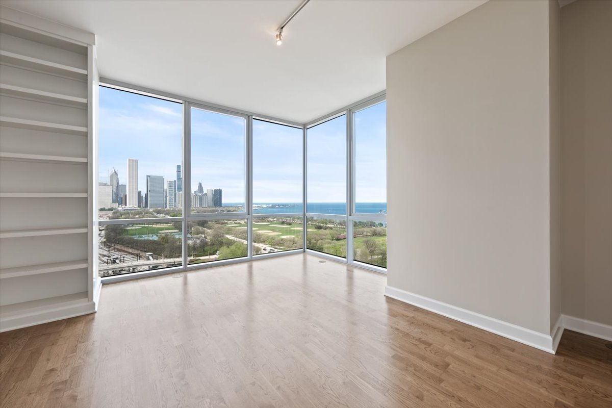 1201 South Prairie Avenue, Unit 1703 Chicago, IL 60605 - Photo 4 of 28
