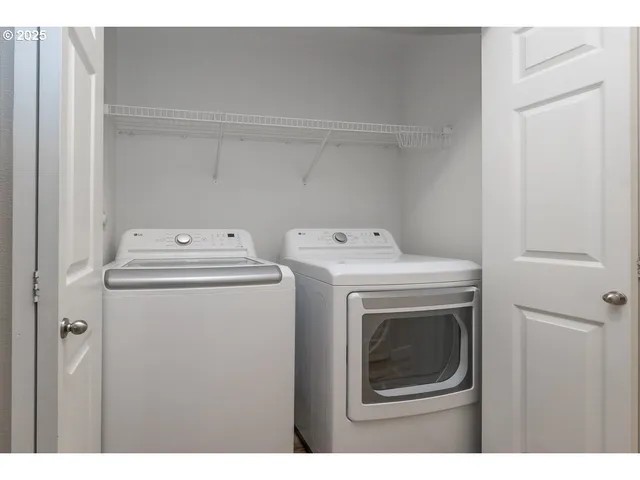 $347,900 | 14575 Southwest Magpie Lane, Unit 102, Beaverton, OR 97007