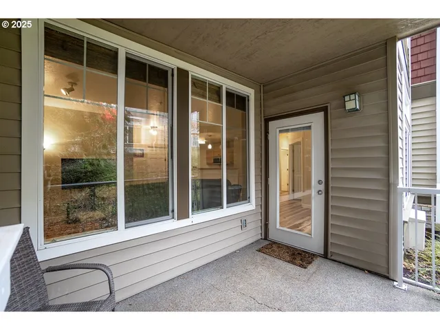 $347,900 | 14575 Southwest Magpie Lane, Unit 102, Beaverton, OR 97007