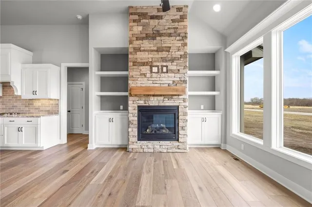 $612,000 | 18508 Mohawk Lane, Overland Park, KS 66085