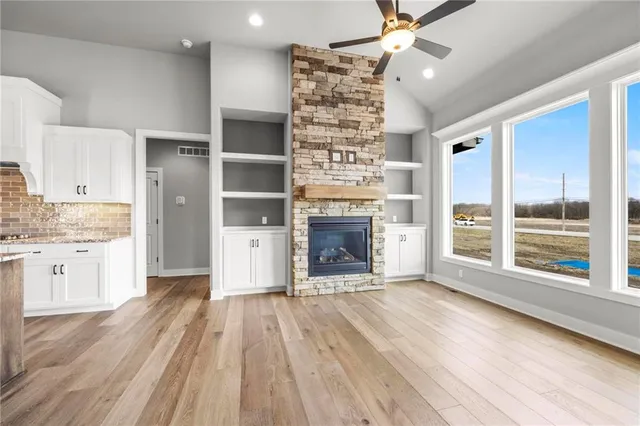 $612,000 | 18508 Mohawk Lane, Overland Park, KS 66085