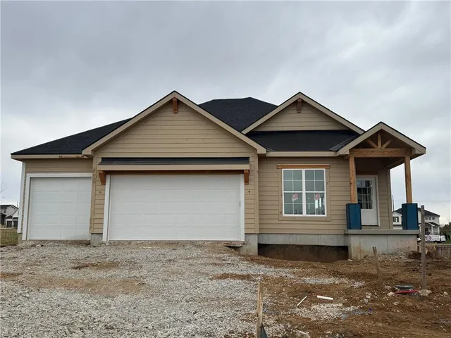 $612,000 | 18508 Mohawk Lane, Overland Park, KS 66085