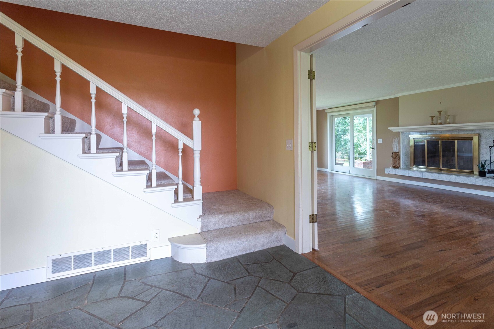 17711 McLean Road Mount Vernon, WA 98273 - Photo 6 of 40 Gallery Image 6