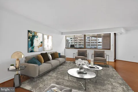 $629,000 | 4550 North Park Avenue, Unit 914, Chevy Chase, MD 20815