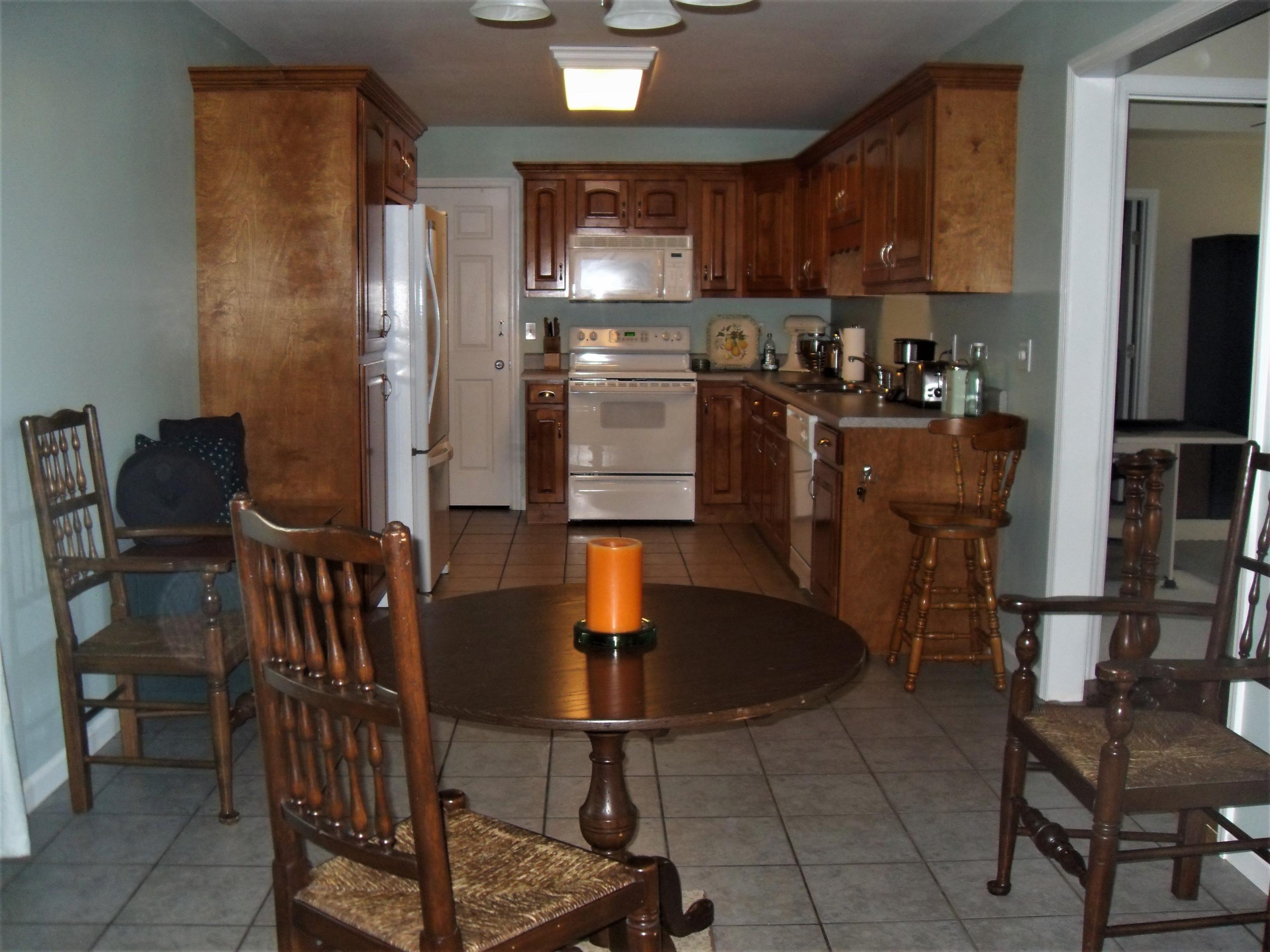 3718 Salem Valley Road Ringgold, GA 30736 - Photo 26 of 46 View from foyer to kitchen