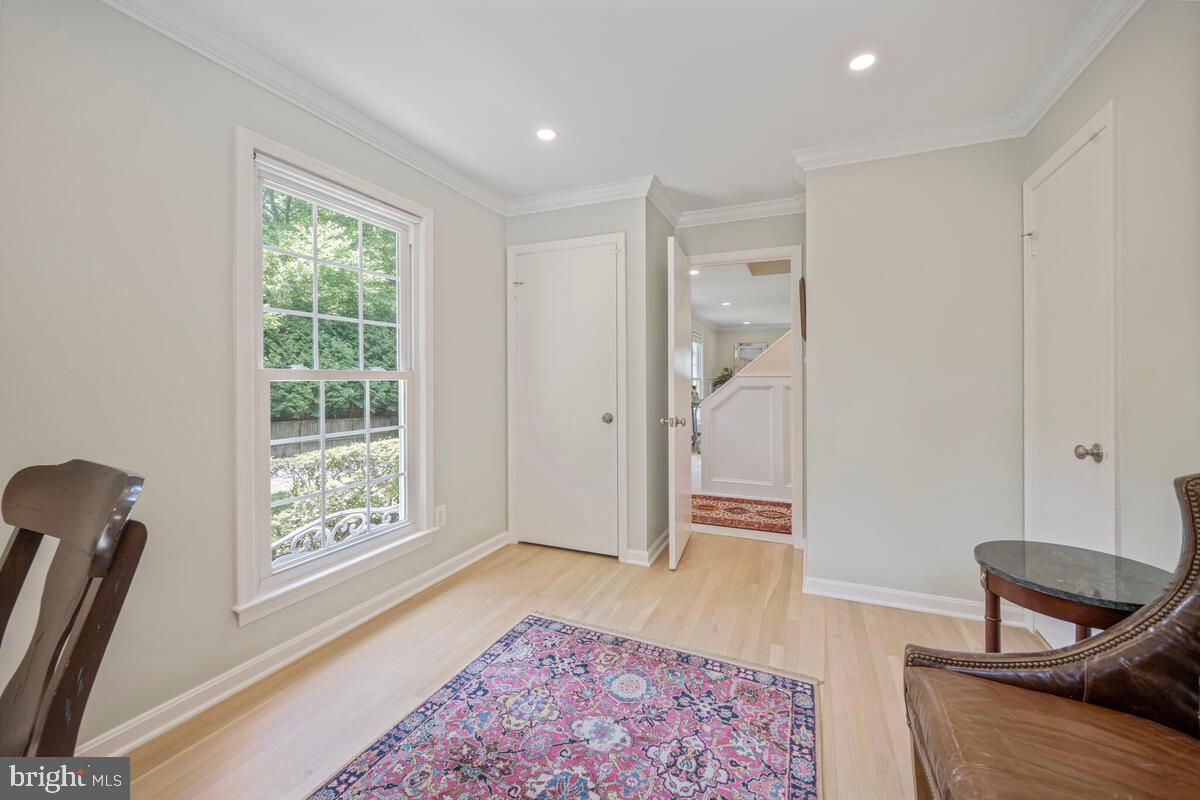 5410 Waneta Road Bethesda, MD 20816 - Photo 22 of 41 Gallery Image 22