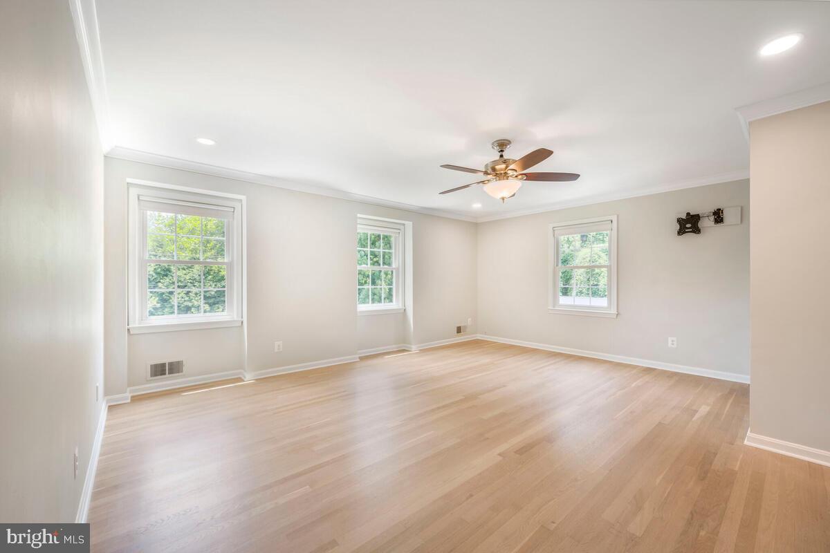 5410 Waneta Road Bethesda, MD 20816 - Photo 23 of 41 Spacious Primary Bedroom