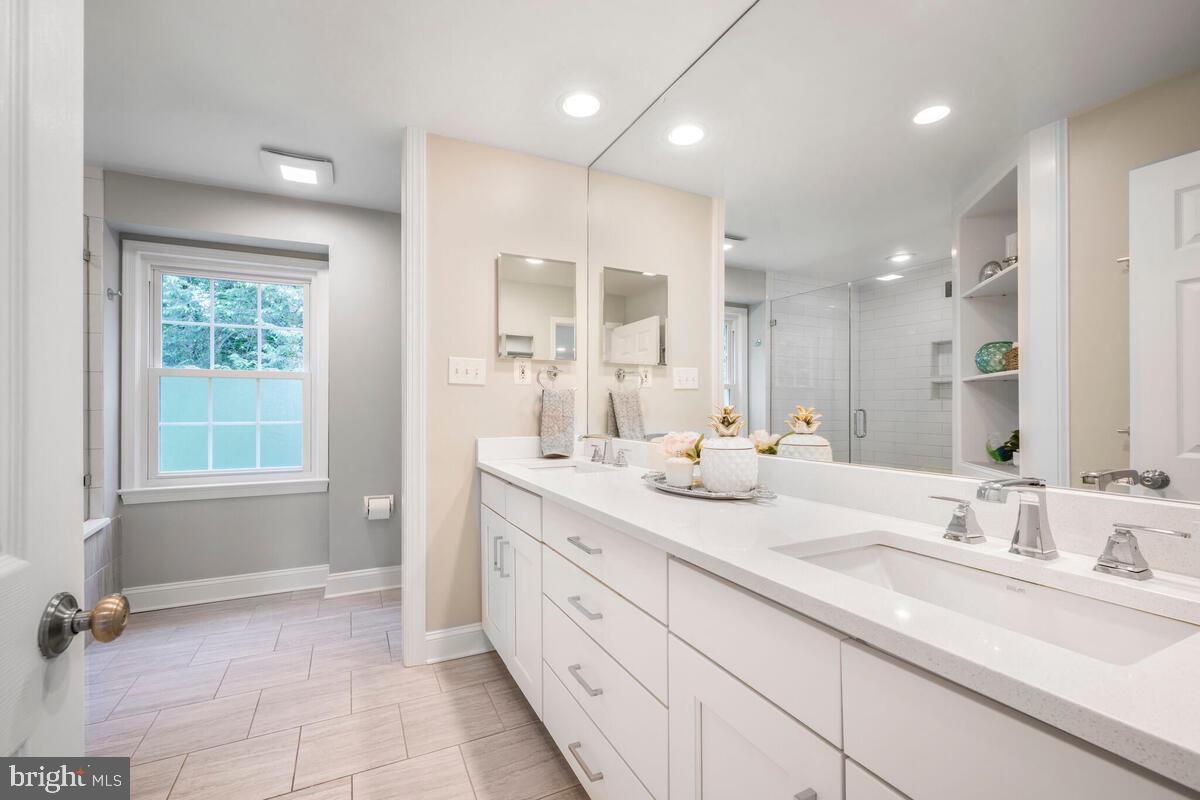 5410 Waneta Road Bethesda, MD 20816 - Photo 26 of 41 Primary En-Suite renovated bathroom