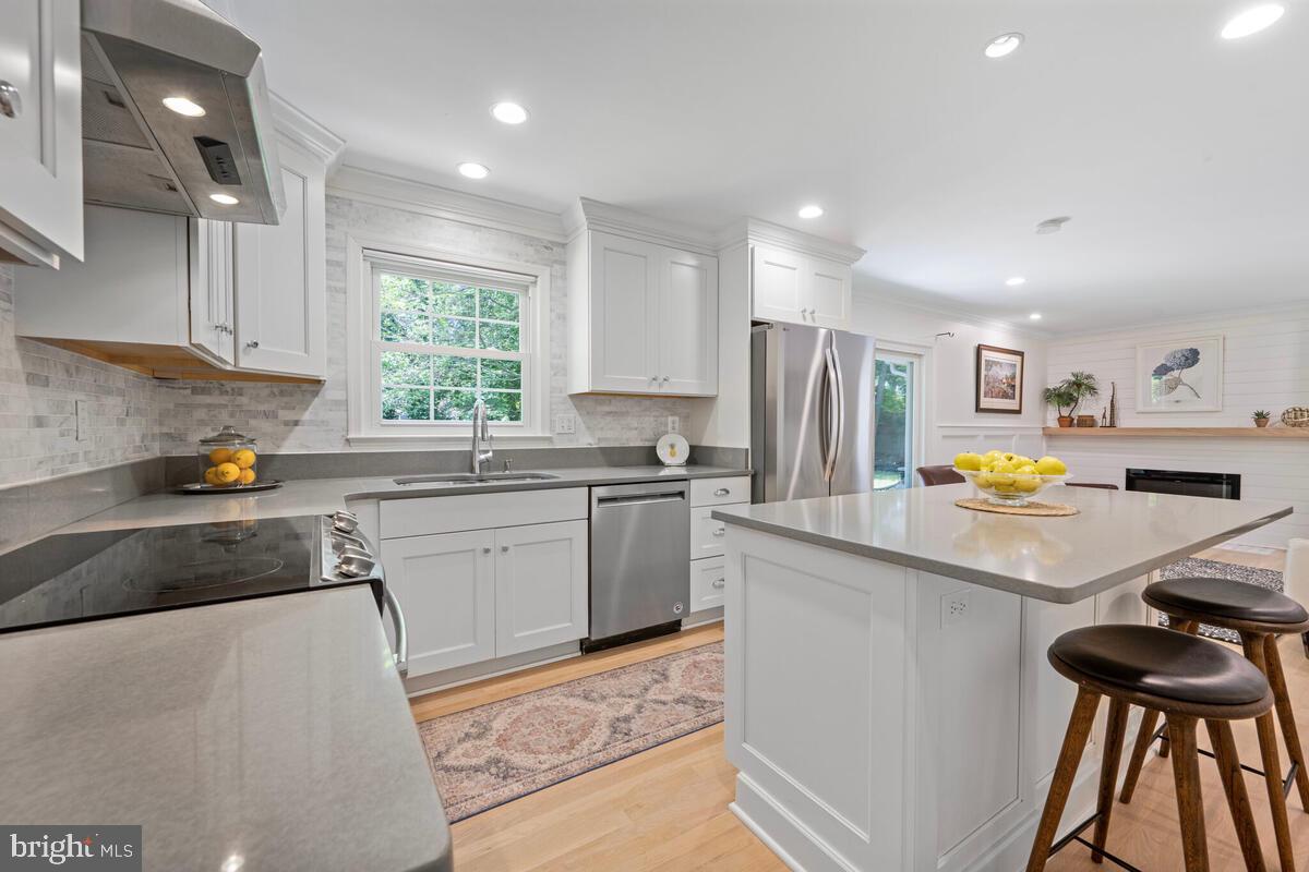 5410 Waneta Road Bethesda, MD 20816 - Photo 10 of 41 Renovated Kitchen