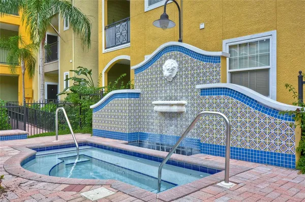 $269,000 | 1810 East Palm Avenue, Unit 2104, Tampa, FL 33605