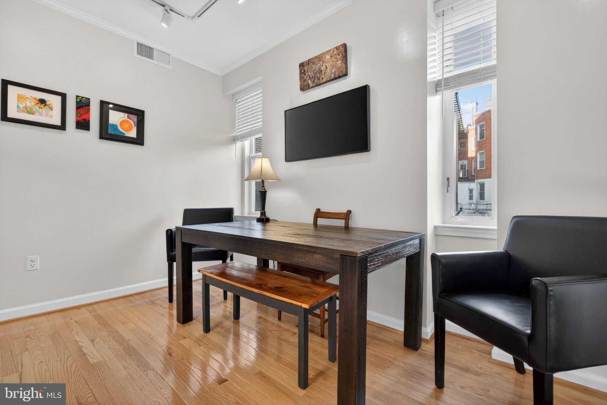 1619 R Street Northwest, Unit 101 Washington, DC 20009 - Photo 11 of 28