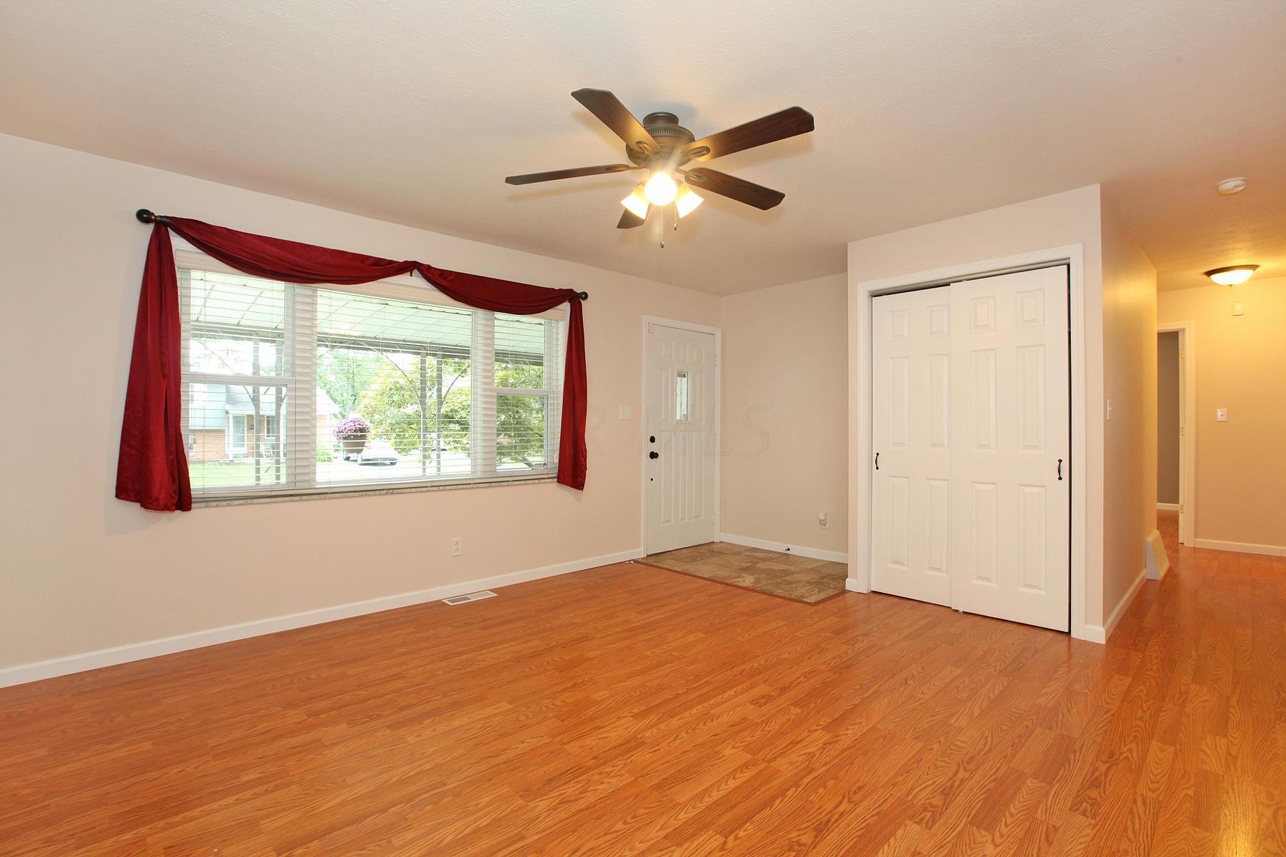 3300 Devin Road Grove City, OH 43123 - Photo 2 of 15 Gallery Image 2