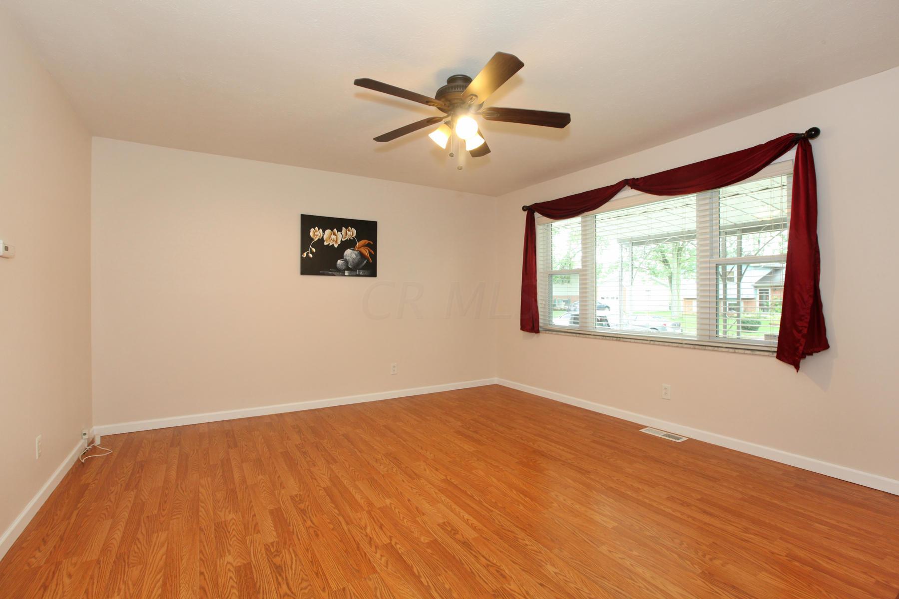 3300 Devin Road Grove City, OH 43123 - Photo 3 of 15 Gallery Image 3