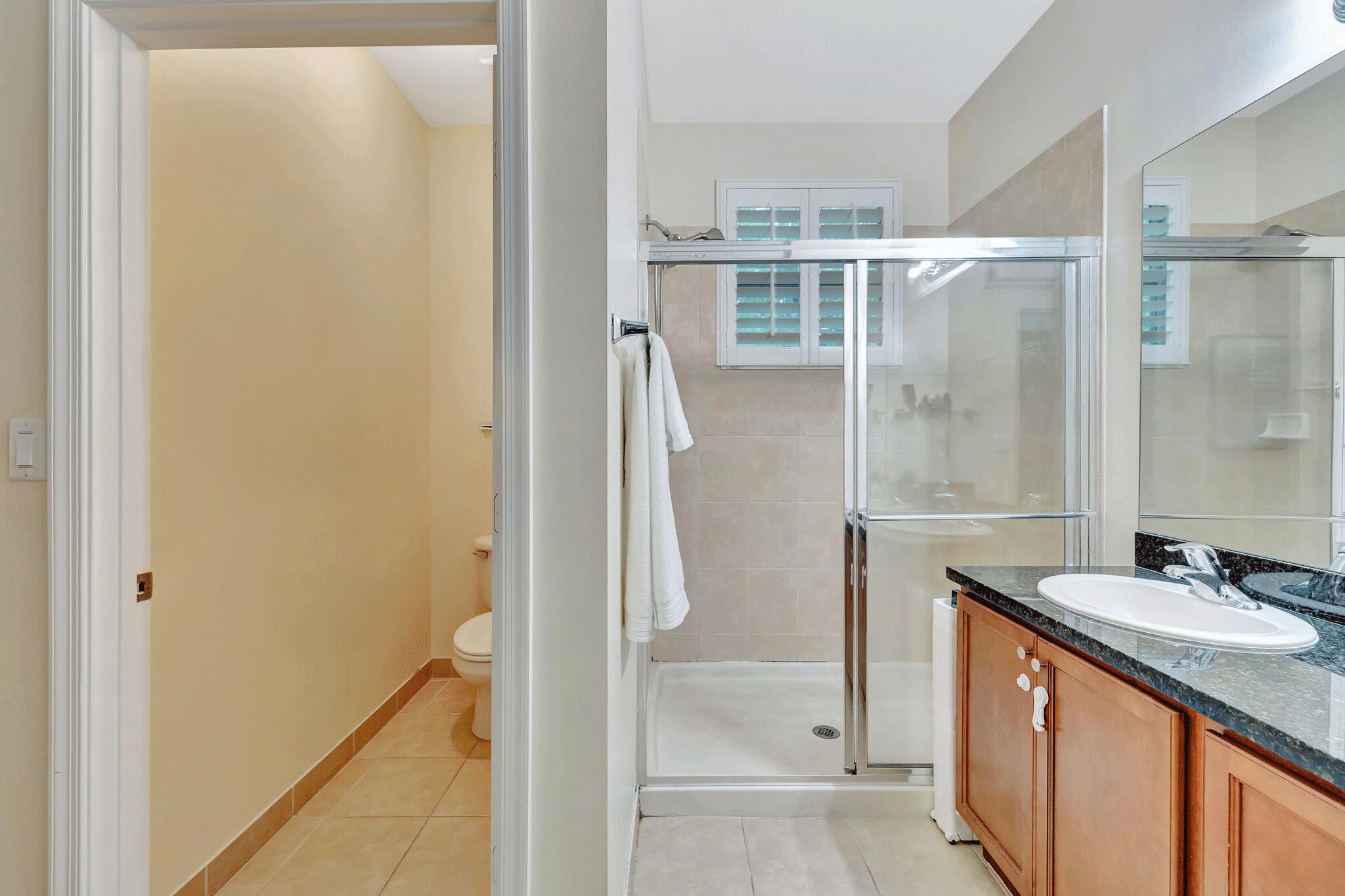 2851 Prospect Road, Unit 308 Tamarac, FL 33309 - Photo 13 of 20 Primary En-Suite