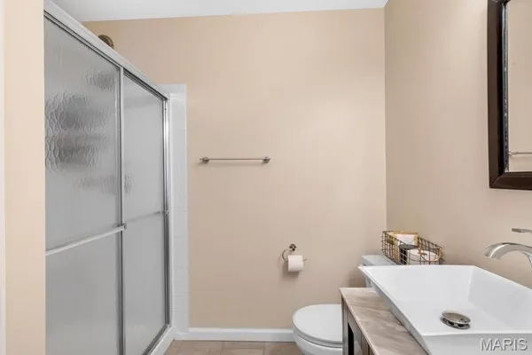 $198,000 | 1716 Whispering Creek Drive, Unit C, Ballwin, MO 63021