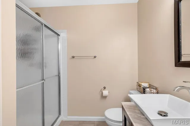 $199,900 | 1716 Whispering Creek Drive, Unit C, Ballwin, MO 63021