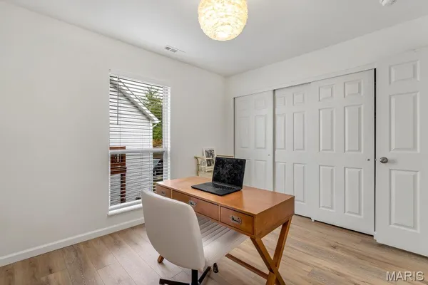 $198,000 | 1716 Whispering Creek Drive, Unit C, Ballwin, MO 63021