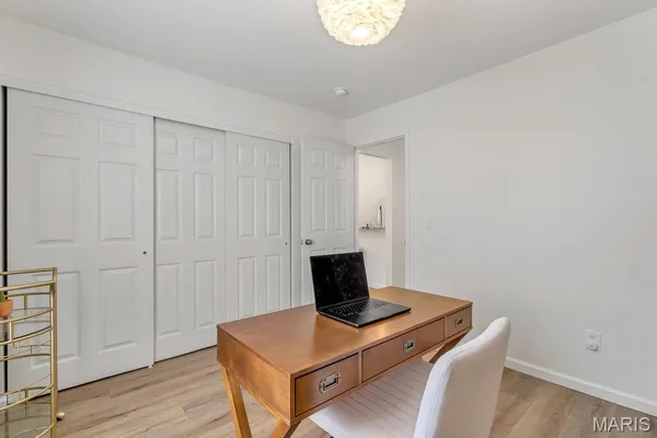 $198,000 | 1716 Whispering Creek Drive, Unit C, Ballwin, MO 63021