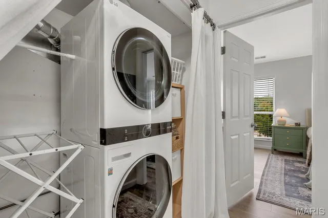 $199,900 | 1716 Whispering Creek Drive, Unit C, Ballwin, MO 63021