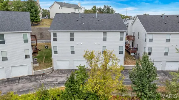 $198,000 | 1716 Whispering Creek Drive, Unit C, Ballwin, MO 63021