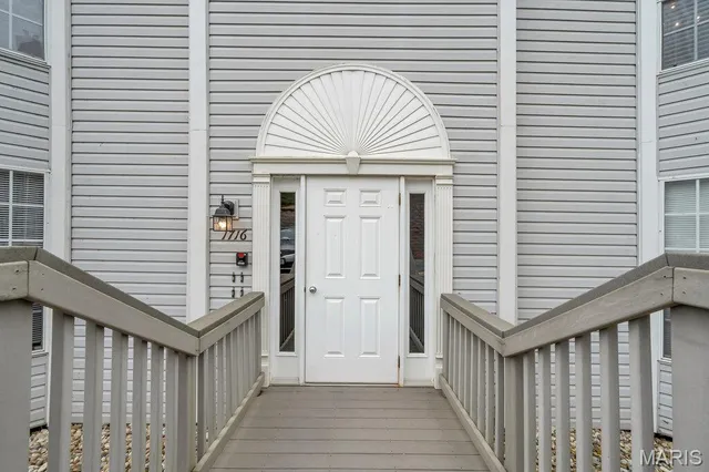 $199,900 | 1716 Whispering Creek Drive, Unit C, Ballwin, MO 63021